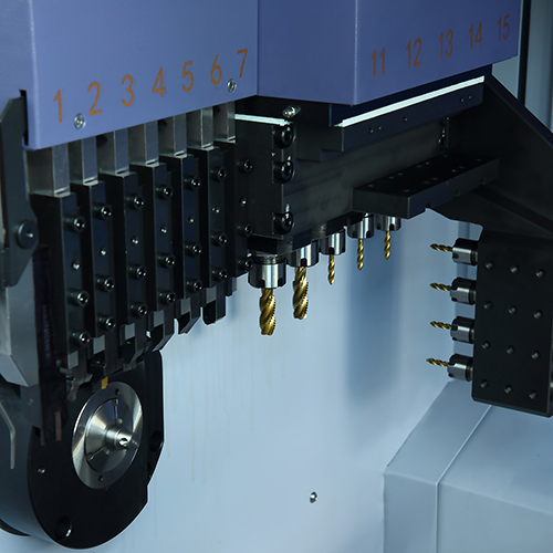 單主軸走心機CY-323刀具照片